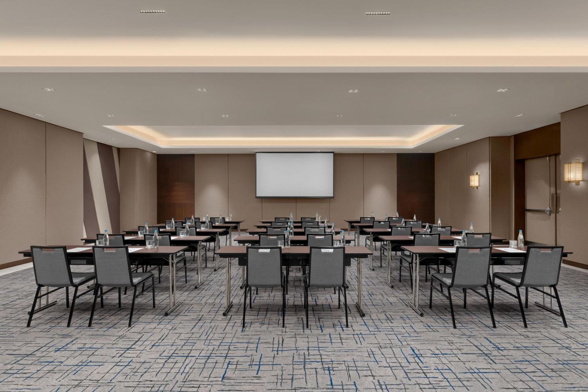 فندق The Westin Manila Pasig City المظهر الخارجي الصورة